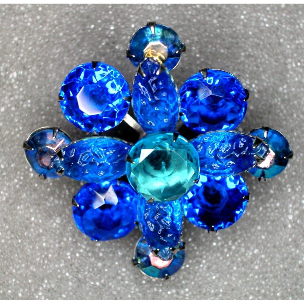Vintage Blue Rhinestone Flower Brooch Mechanical Mechanism